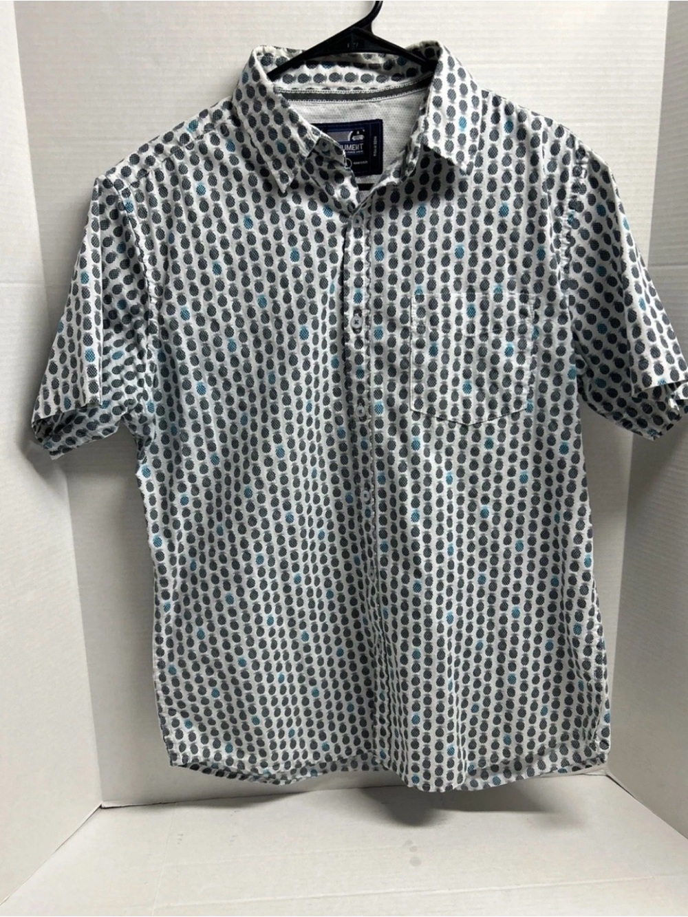Monument Shirt Mens Large Pineapple Pattern Cotton Button Up Casual Blue White